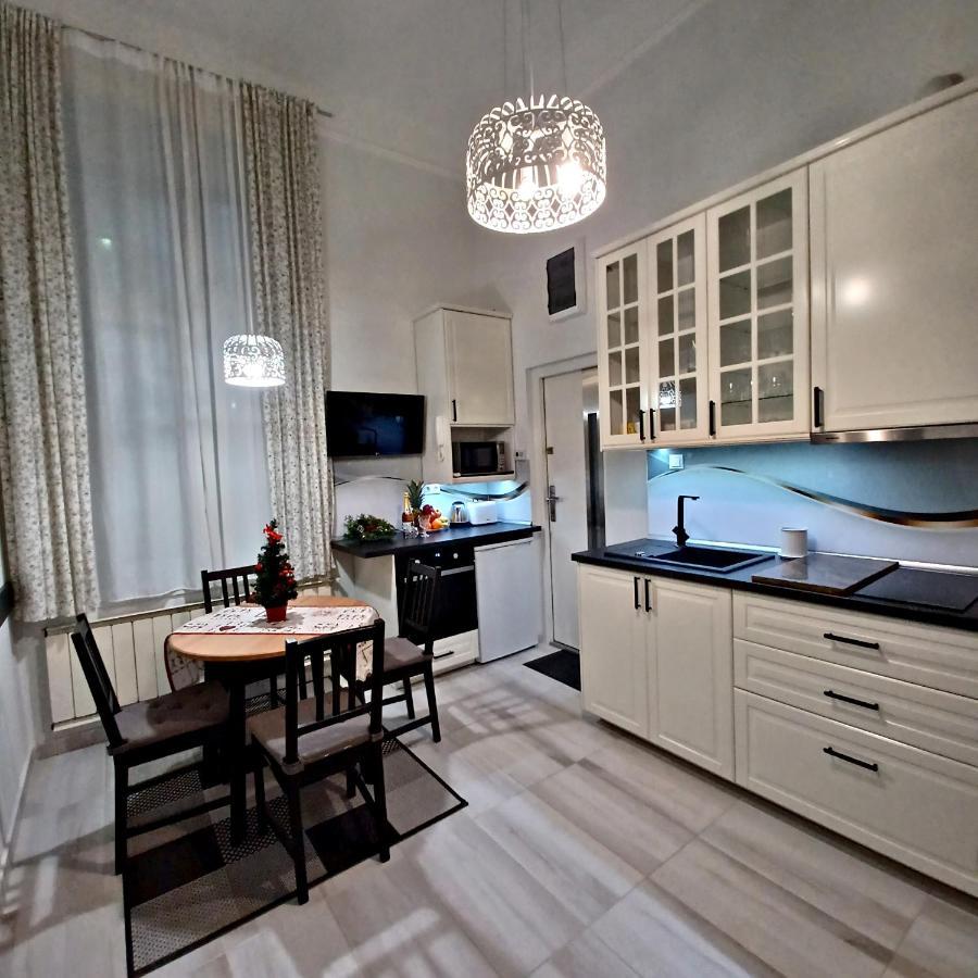 Apartman Palace3 *